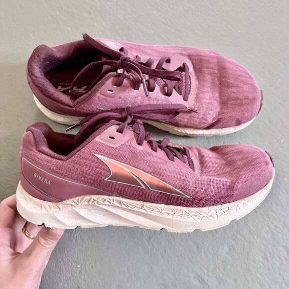 Altra Rivera Running Shoes Tennis Shoes Size 7.5 Burgundy - Picture 2 of 10